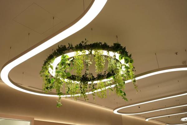 Modulares Lichtsystem für große Empfangshallen